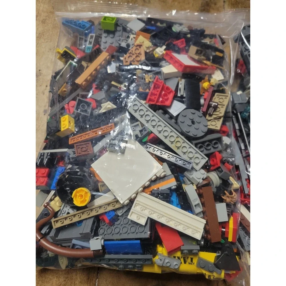 Huge mixed lot of Lego 5lbs Building blocks loose parts & pcs Toy box clean out